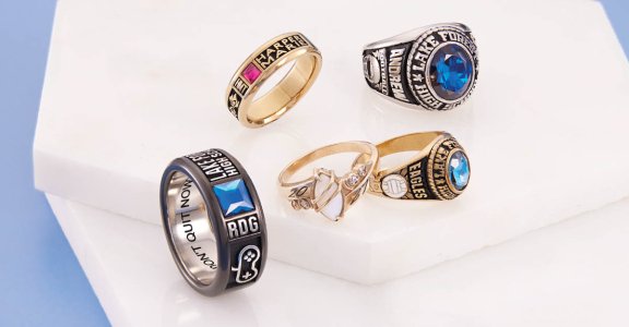 SENIORS: DESIGN YOUR DREAM RING